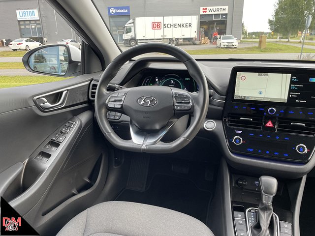 Hyundai Ioniq Plug-In 8