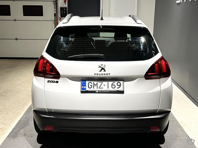 Peugeot 2008 14