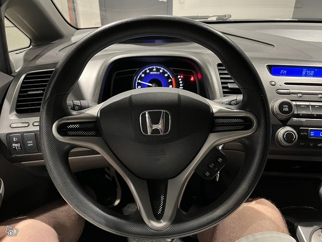 Honda Civic 9