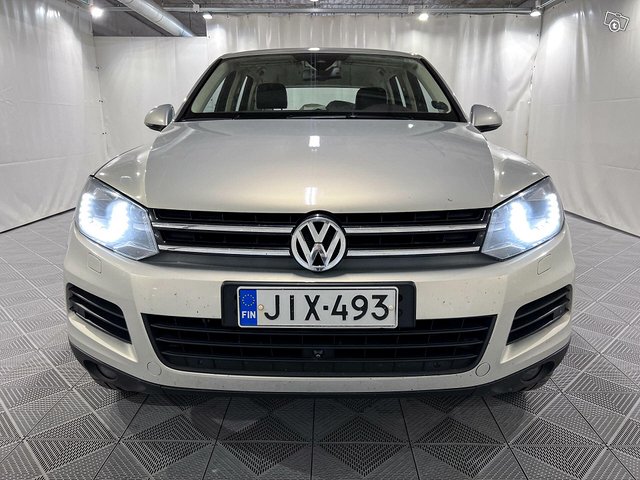 Volkswagen Touareg 4