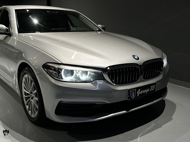 BMW 530 24