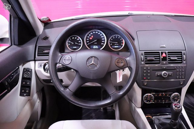 Mercedes-Benz C 3