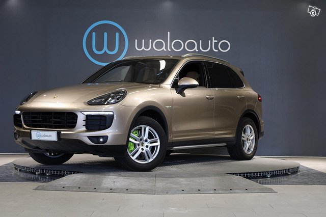 Porsche Cayenne 1