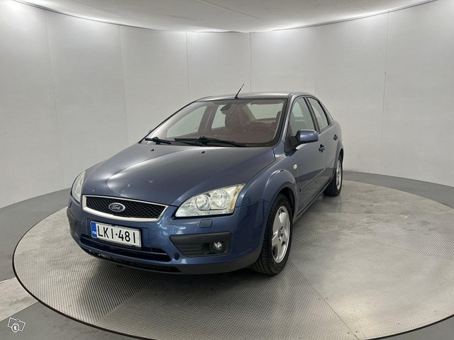 Ford Focus 16