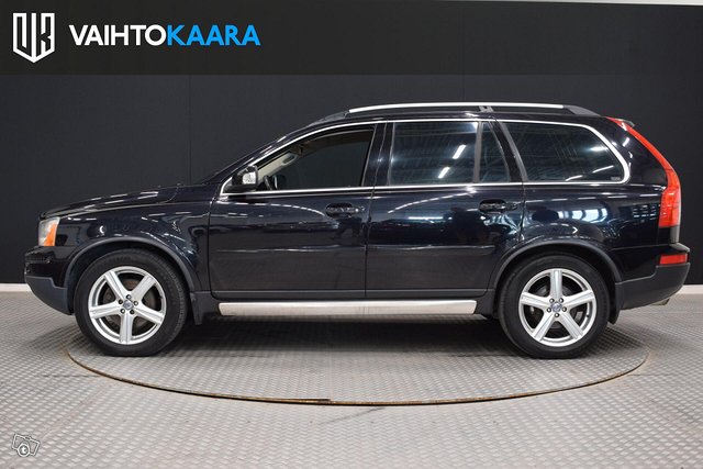 Volvo XC90 13