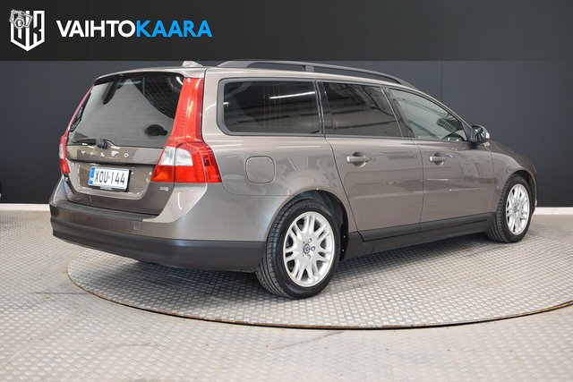 Volvo V70 20