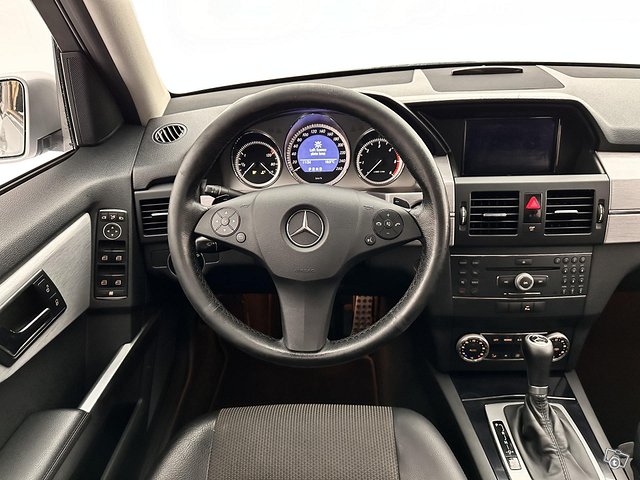 Mercedes-Benz GLK 4