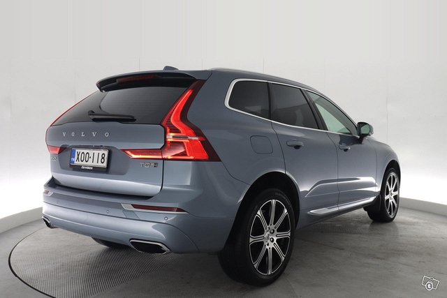 Volvo XC60 13