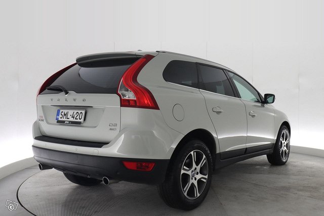 Volvo XC60 13