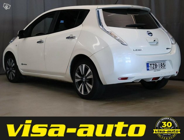 Nissan Leaf 13