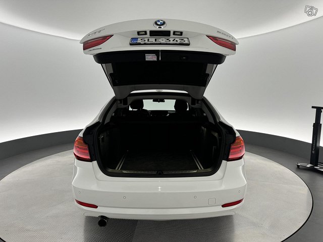 BMW 320 Gran Turismo 4