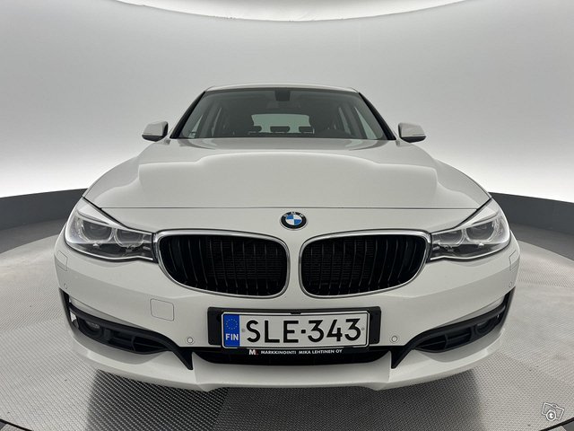 BMW 320 Gran Turismo 6