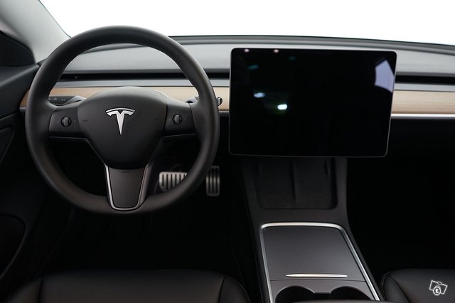 Tesla Model 3 15