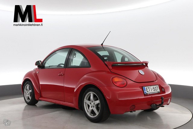 Volkswagen New Beetle 13