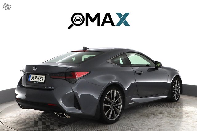 Lexus RC 13