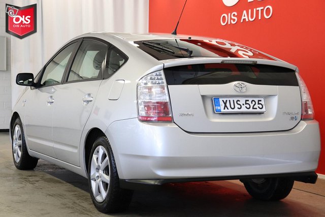 Toyota Prius 12