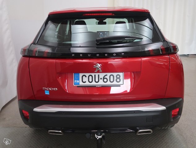 Peugeot 2008 4