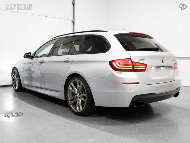 BMW M550d 20