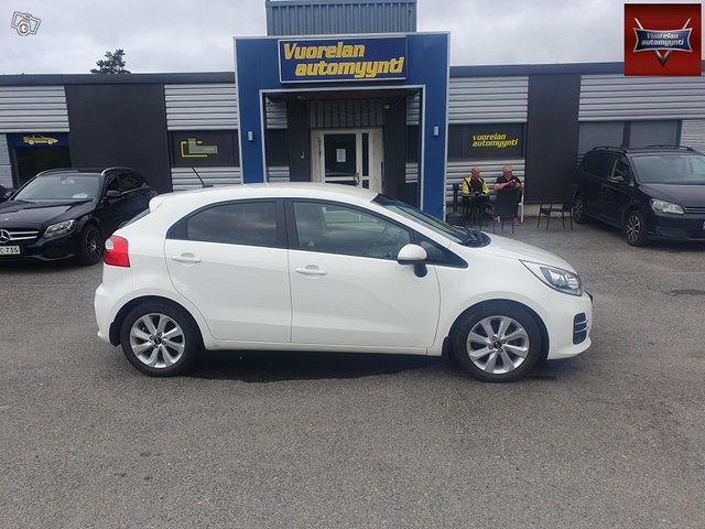 Kia Rio 1