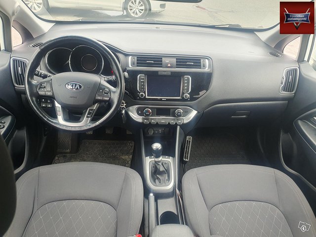 Kia Rio 10