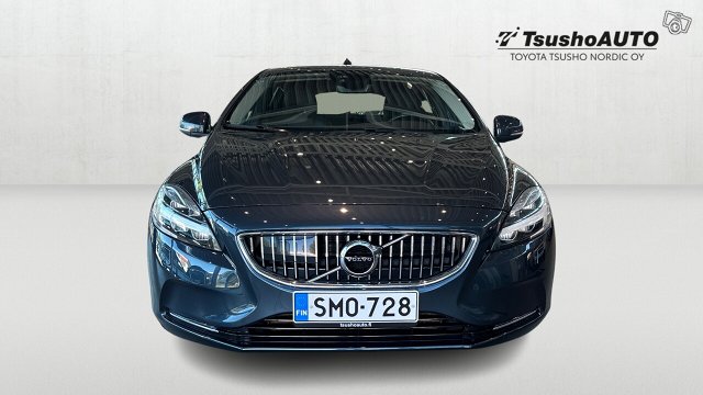 Volvo V40 7