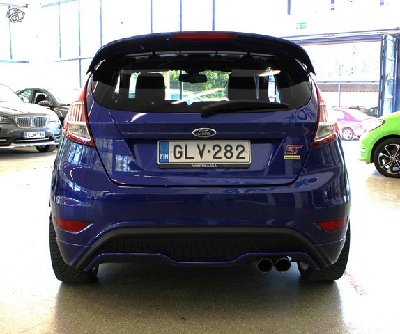 Ford Fiesta 21