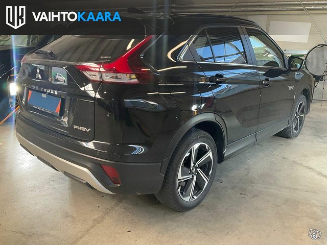 Mitsubishi Eclipse Cross 11