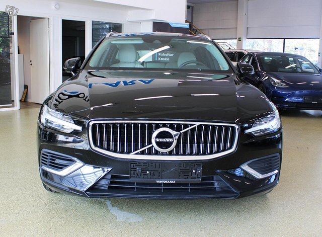 Volvo V60 4