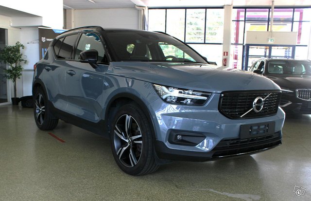 Volvo XC40 4