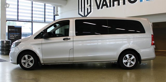 Mercedes-Benz Vito 13