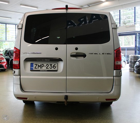 Mercedes-Benz Vito 21