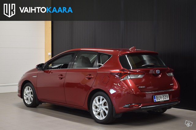 Toyota Auris 20