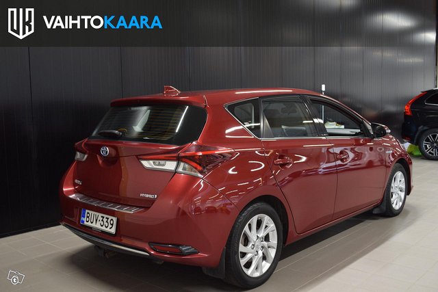 Toyota Auris 22