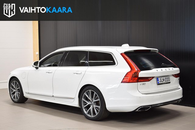 Volvo V90 20