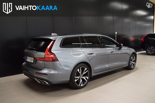 Volvo V60 22