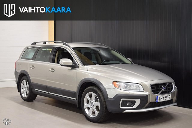 Volvo XC70 22