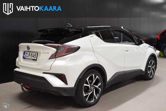 Toyota C-HR 22