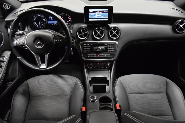 Mercedes-Benz A 10