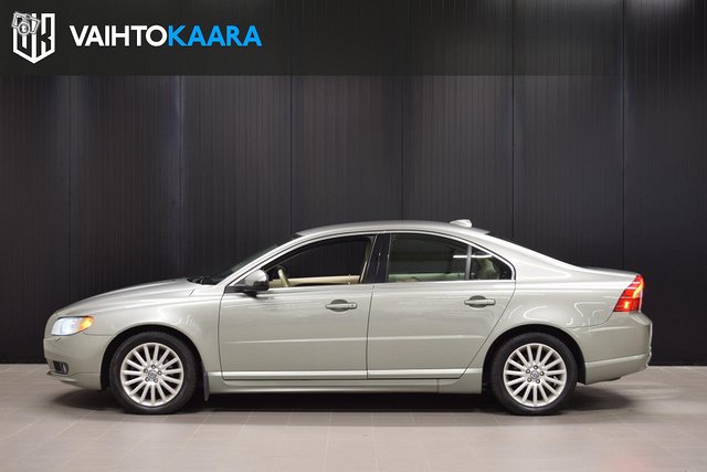 Volvo S80 13