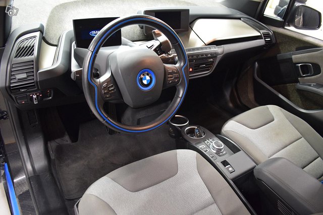 BMW I3s 4