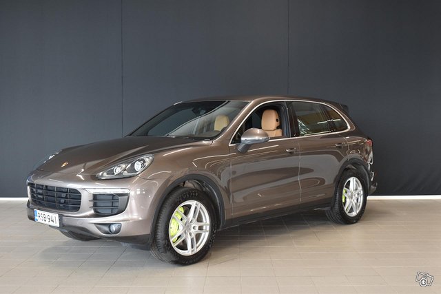 Porsche Cayenne 1