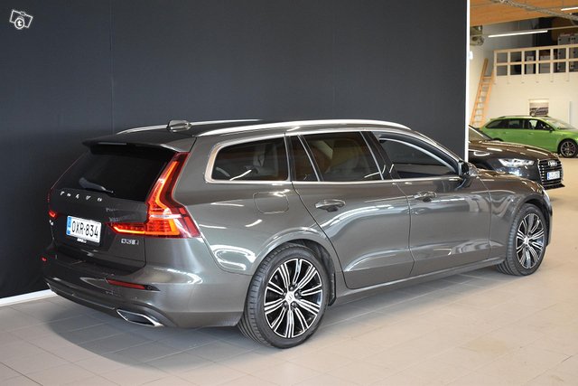 Volvo V60 22