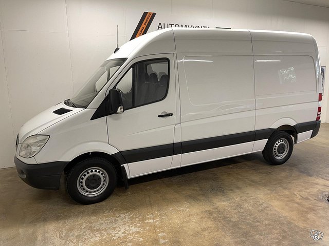 Mercedes-Benz Sprinter 2