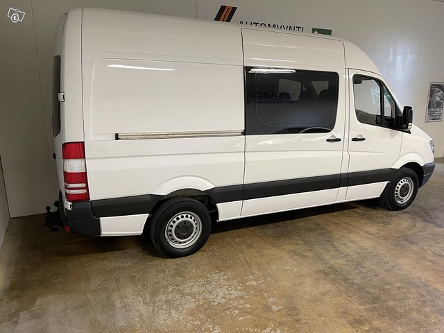 Mercedes-Benz Sprinter 10