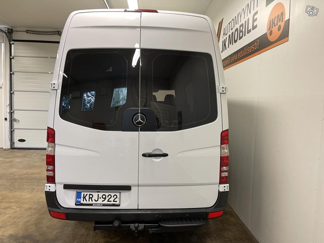 Mercedes-Benz Sprinter 12