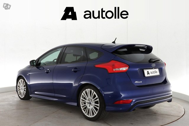 Ford Focus 15