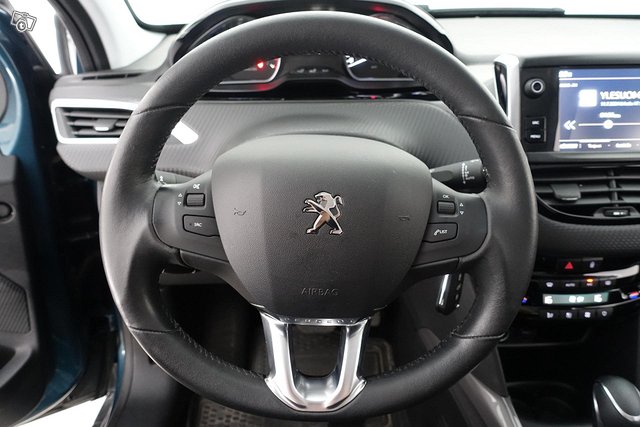 Peugeot 2008 12