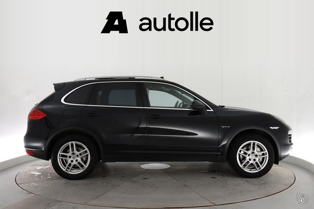 Porsche Cayenne 2