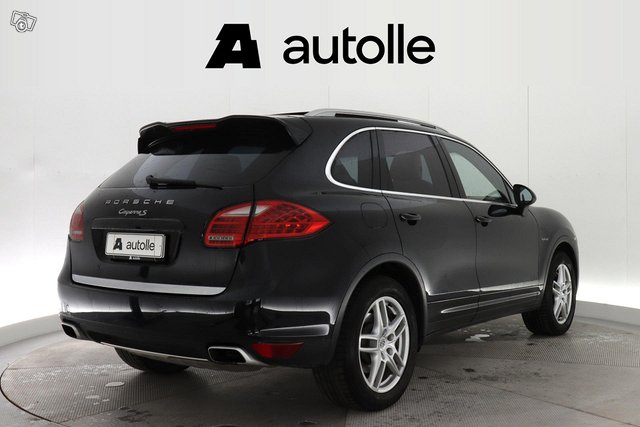 Porsche Cayenne 13