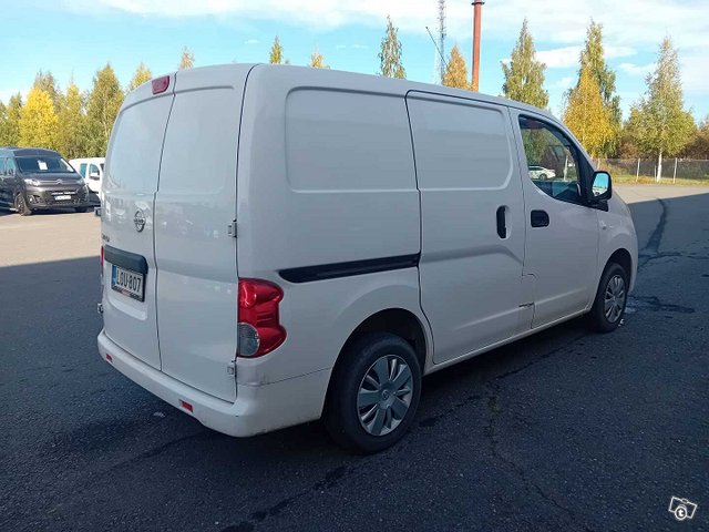 Nissan NV200 2